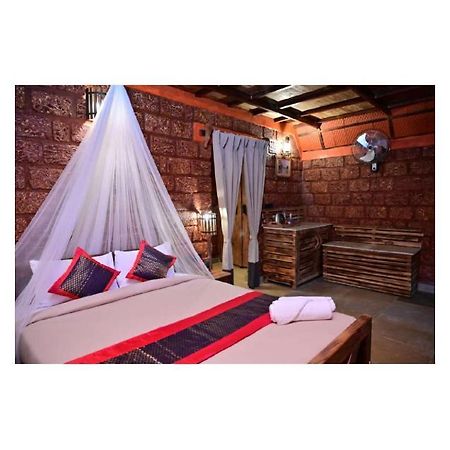 The Horse & Chariot Hotel Madikeri Ngoại thất bức ảnh