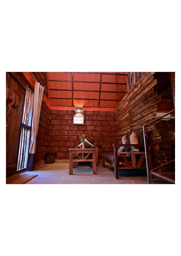 The Horse & Chariot Hotel Madikeri Ngoại thất bức ảnh