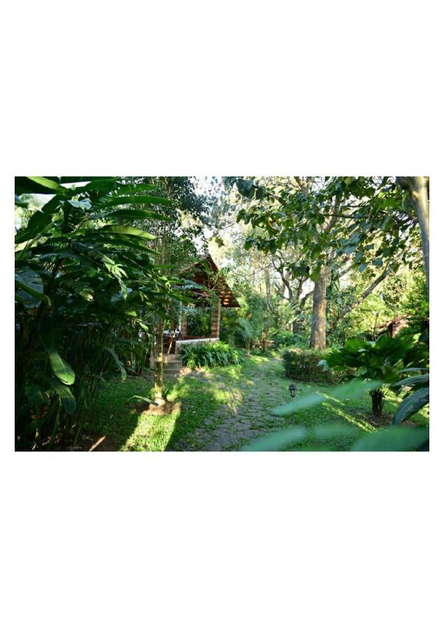 The Horse & Chariot Hotel Madikeri Ngoại thất bức ảnh
